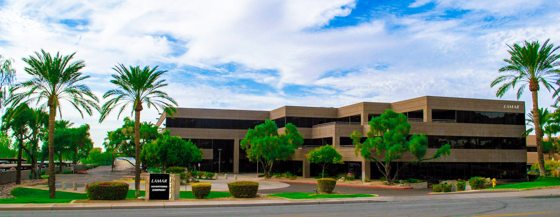 Lamar Advertising of Phoenix office building